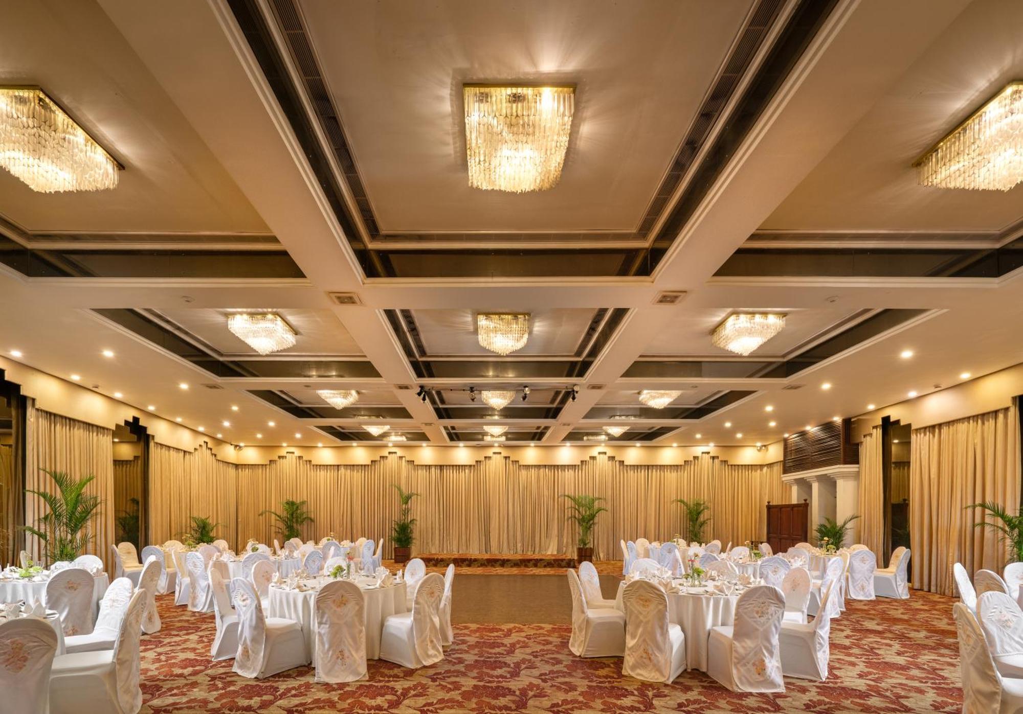 Mahaweli Reach Hotel Kandy Exteriér fotografie