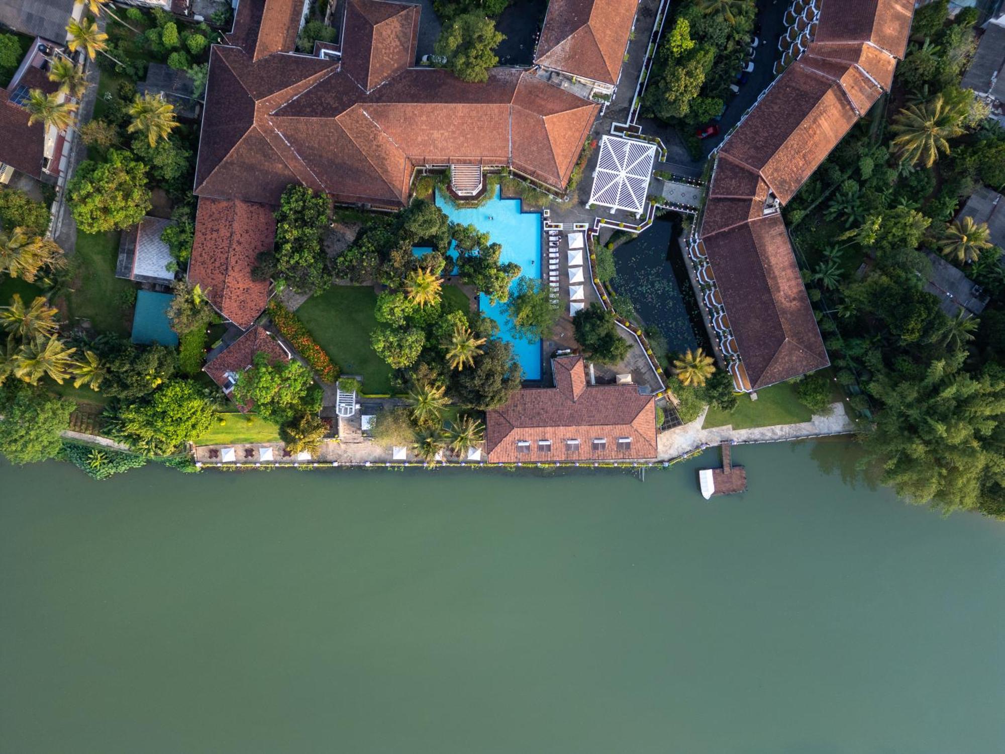 Mahaweli Reach Hotel Kandy Exteriér fotografie
