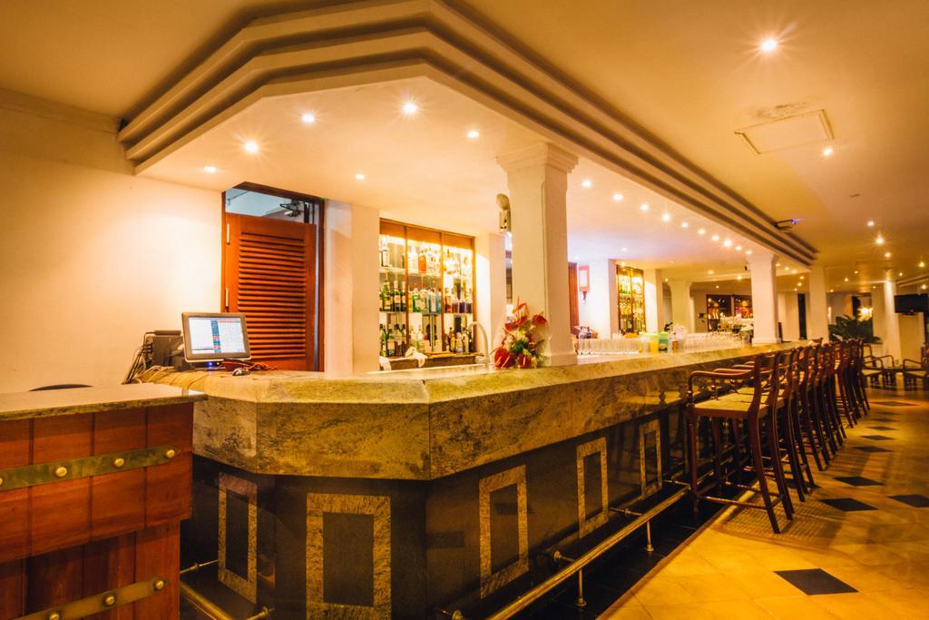 Mahaweli Reach Hotel Kandy Exteriér fotografie